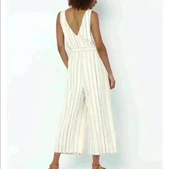 American Eagle Multi Colored Striped Linen Jumpsuit - Picture 3 of 14